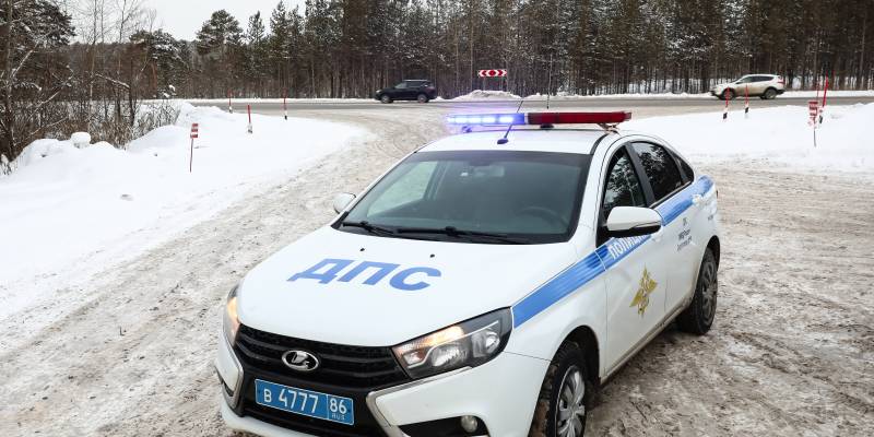 На трассе Сургут &ndash; Салехард пьяный дальнобойщик едва не убил других водителей