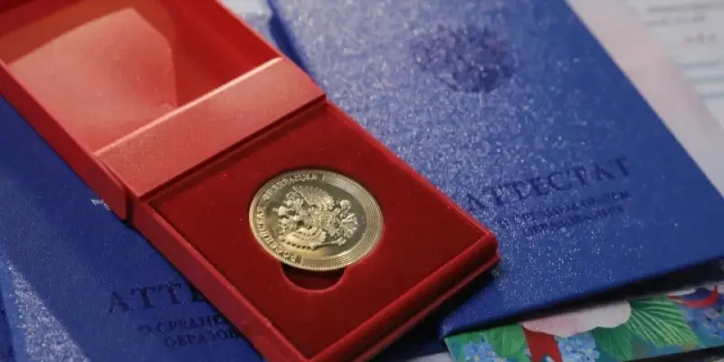 О схеме с фальшивыми аттестатами рассказал директор колледжа в ХМАО