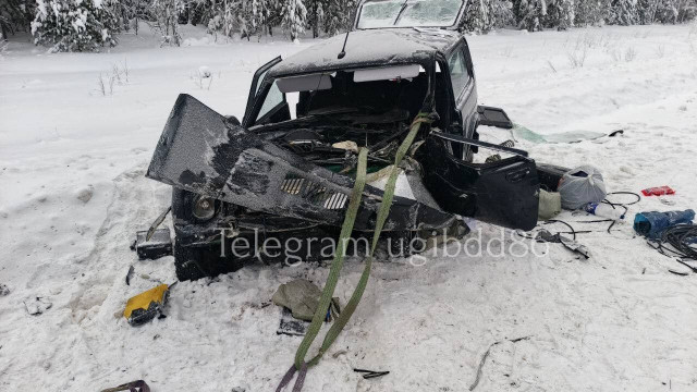 Машины всмятку: на трассе в ХМАО произошло смертельное ДТП