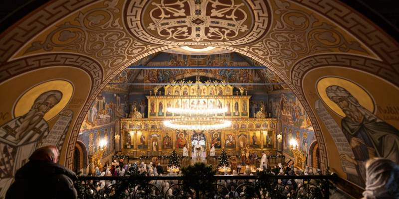 Православные христиане ХМАО отметили Рождество Христово. ФОТО