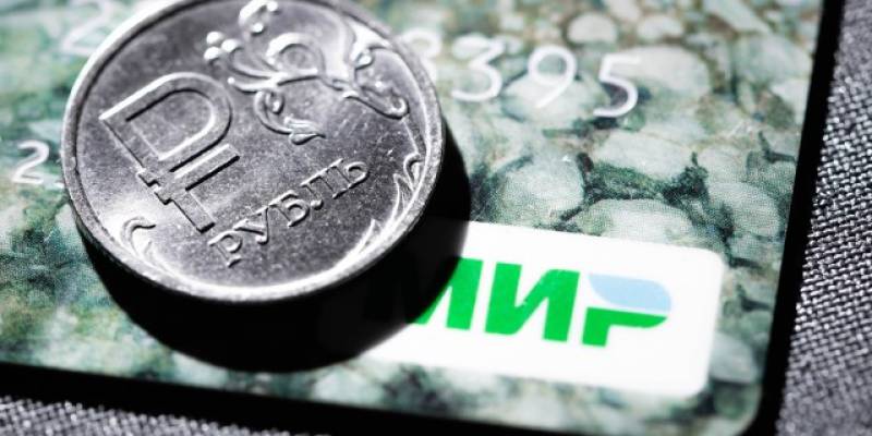 Помощницу мошенников, забравшую у жертв почти 4,5 миллиона, задержали в ХМАО