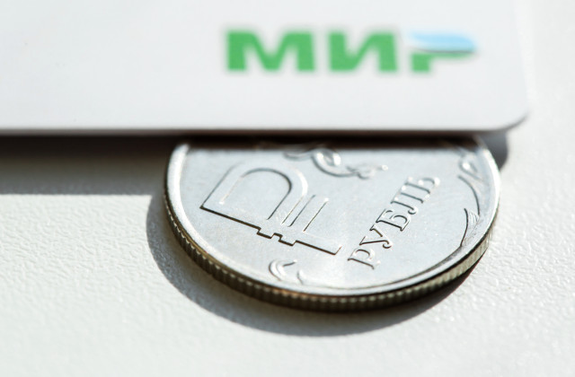 Пенсии и пособия жители ХМАО получат до новогодних каникул