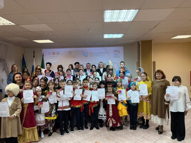 В Сургутском районе стартовал VIII конкурс-фестиваль «Карусель языков» В Сургутском районе стартовал VIII конкурс-фестиваль «Карусель языков»