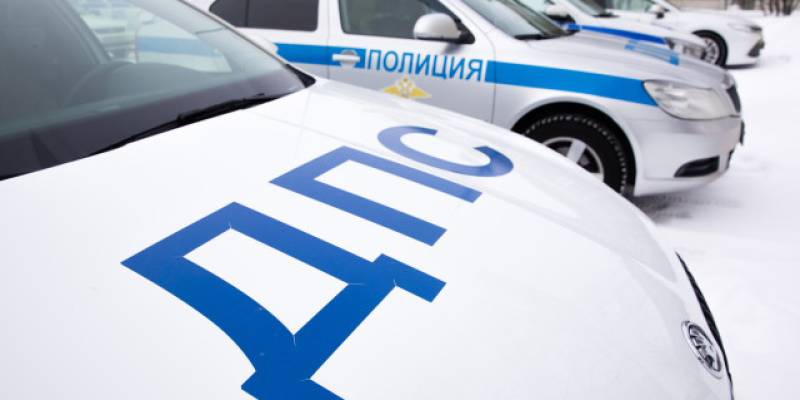 В ХМАО женщина спровоцировала аварию, в которой сама же получила травмы