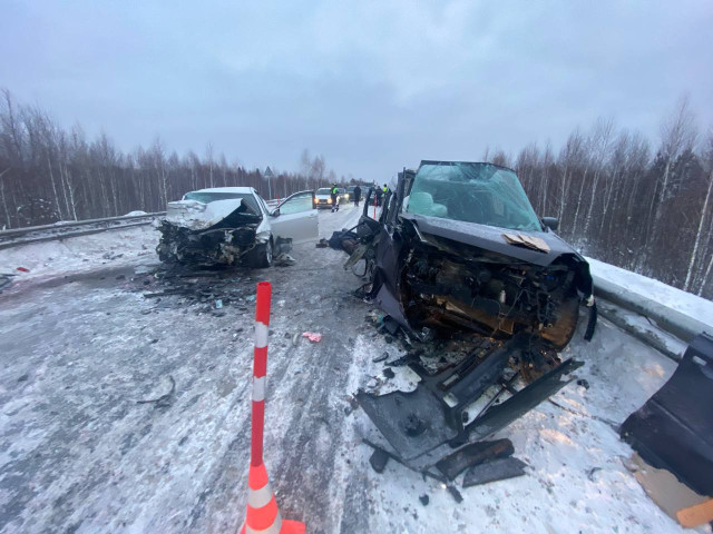 Житель ХМАО погиб в жуткой аварии на трассе в Тюменской области