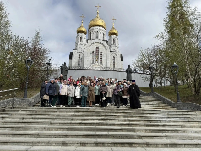 Паломники из Сургутского района отправились в турне по святыням ХМАО Паломники из Сургутского района отправились в турне по святыням ХМАО