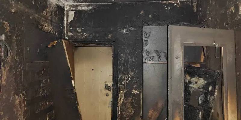 В СКР показали кадры из квартиры в Сургуте, где пожар унес жизнь пенсионерки