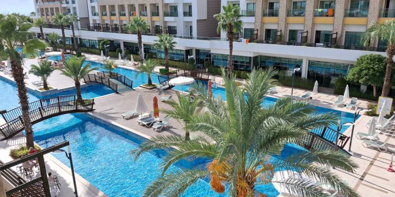 Готовь шезлонг зимой: куда стоит полететь на майские, рассказали турагенты из ХМАО