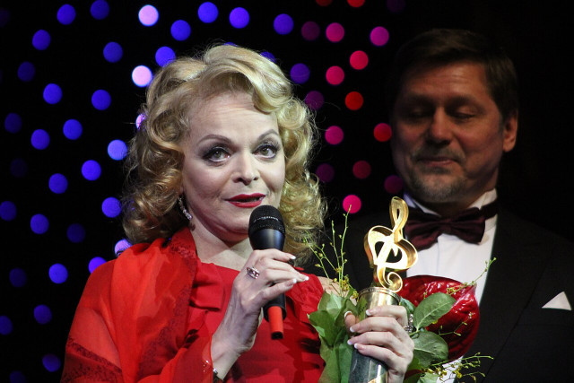 Угрожали семье: Лариса Долина объяснила свое молчание после скандала с квартирой Угрожали семье: Лариса Долина объяснила свое молчание после скандала с квартирой