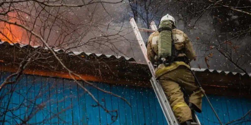 В МЧС озвучили число пострадавших и предварительную причину пожара в «Магните» в Сургуте