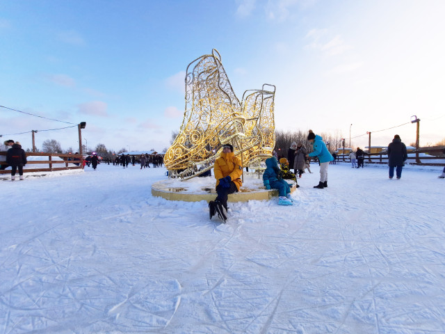 Самый большой каток ХМАО не откроется в Сургуте в этом сезоне