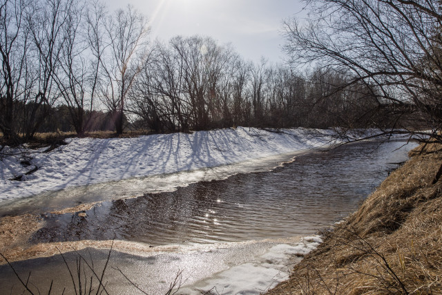 Труп мужчины нашли спасатели в Сургуте в водохранилище ГРЭС-1 Труп мужчины нашли спасатели в Сургуте в водохранилище ГРЭС-1