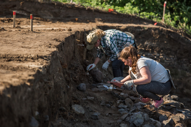 В ХМАО запустили аукцион во имя спасения почти 70 исторических памятников манси