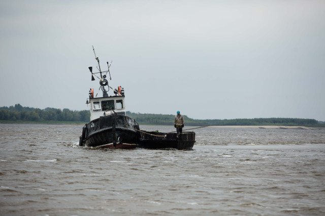 Браконьер из Мегиона пытался отбиться от инспектора рыбоохраны ножом