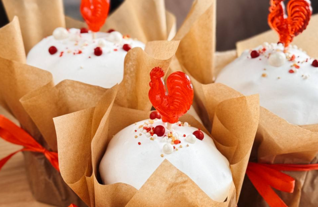 Дорого, богато: в Сургуте кондитеры взвинтили цены на пасхальные куличи