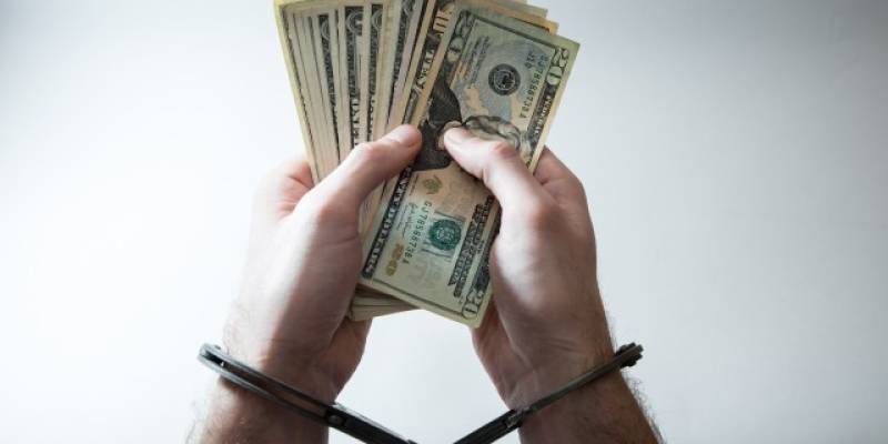 Ущерб на миллиард: в ХМАО задержали ОПГ за махинации с регистрацией людей