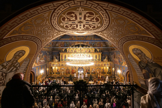 Православные христиане ХМАО отметили Рождество Христово. ФОТО Православные христиане ХМАО отметили Рождество Христово. ФОТО