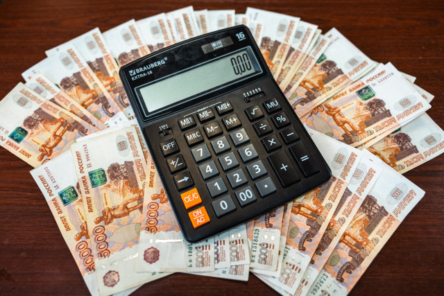 Руслан Кухарук: средняя зарплата жителей ХМАО достигла 135 тысяч рублей