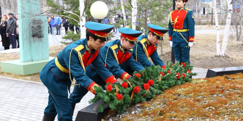 Скорбь, радость, гордость: в Сургутском районе празднуют День Победы. ФОТОРЕПОРТАЖ