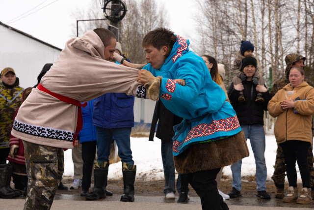 Праздник национальных видов спорта прошел в Сургутском районе. ФОТОРЕПОРТАЖ