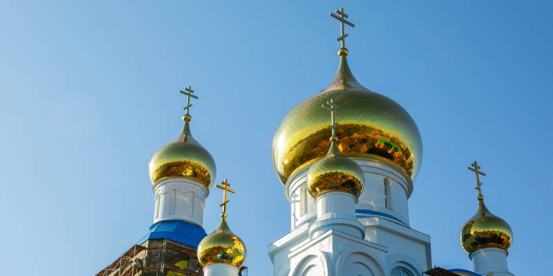 Губернатор ХМАО Руслан Кухарук посетил строящийся храм в Белом Яре