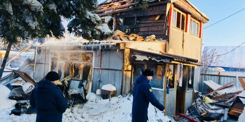 В дачном кооперативе в ХМАО при пожаре погиб человек