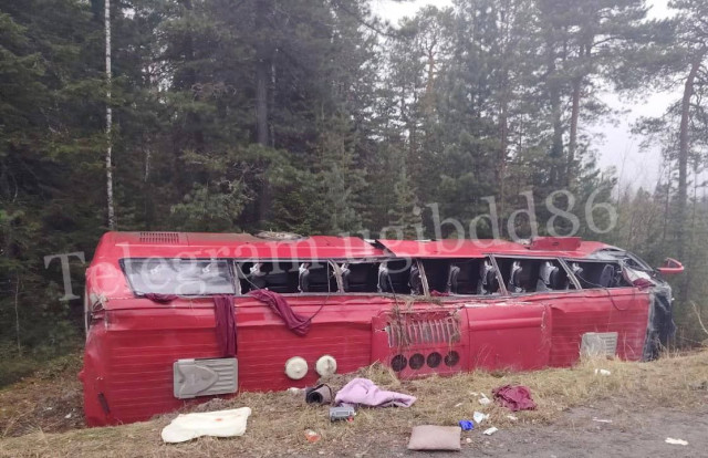 Двое погибших и множество пострадавших: автобус с пассажирами попал в ДТП на трассе в ХМАО. ВИДЕО Двое погибших и множество пострадавших: автобус с пассажирами попал в ДТП на трассе в ХМАО. ВИДЕО