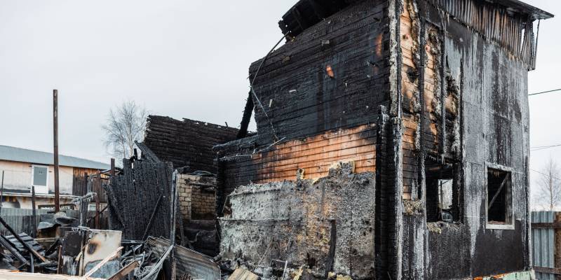 Самому младшему – 2 года: Бастрыкин затребовал доклад по делу о гибели людей при пожаре в Сургуте