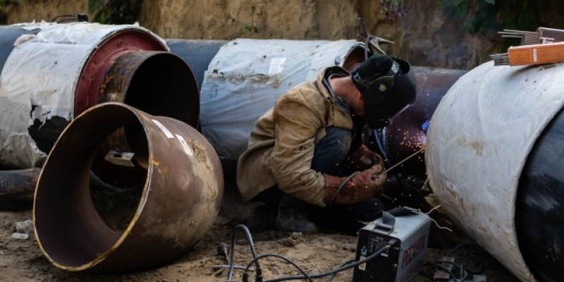 В ХМАО прокуратура заступилась за жителей, оставшихся без воды из-за порыва