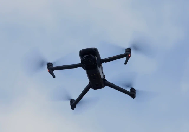 Жителей Югры приглашают на военную службу по контракту в ряды войск беспилотных систем