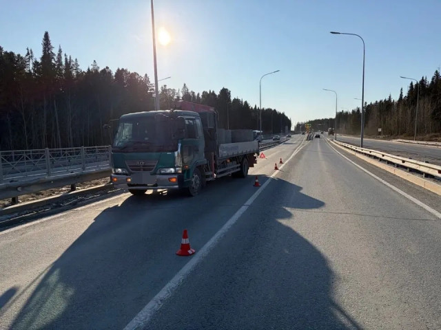 В столице ХМАО пешеход попал под колеса авто по своей же вине