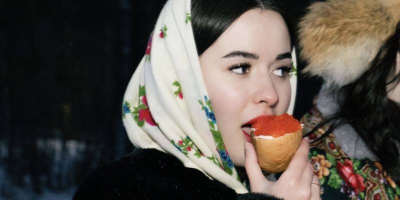 Как выбрать красную икру, чтобы не испортить праздник, рассказали в Роспотребнадзоре ХМАО