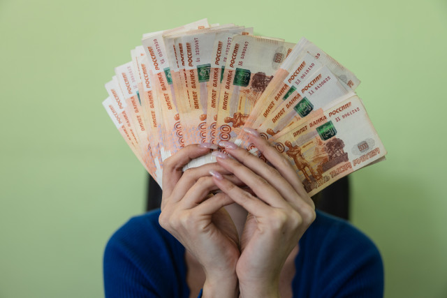 Топ самых популярных видов мошенничества составили в прокуратуре ХМАО