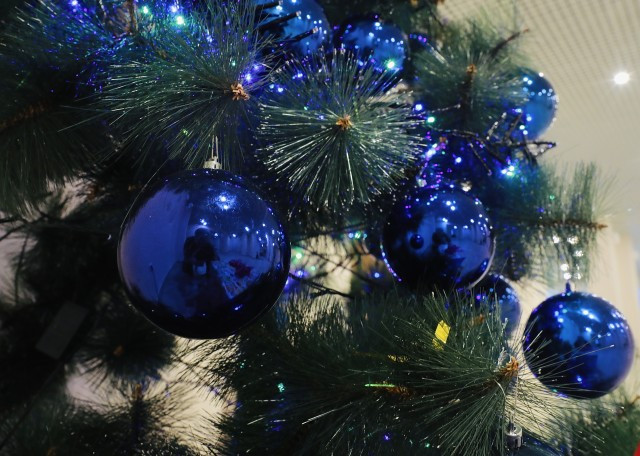 Как питаться в новогоднюю ночь, чтобы не оказаться в больнице, рассказали эксперты