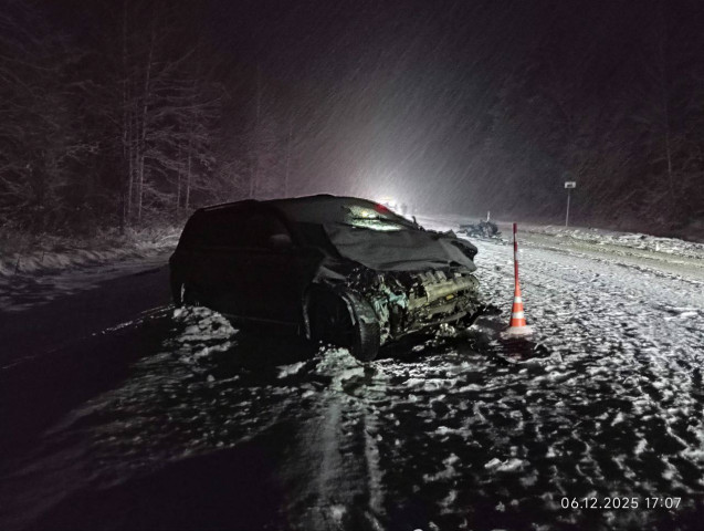 Машину разорвало: жители Сургутского района погибли в жутком ДТП в Тюменской области. ФОТО