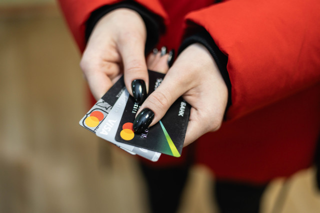 Пенсионера в ХМАО обокрали, найти преступника помог социальный работник.