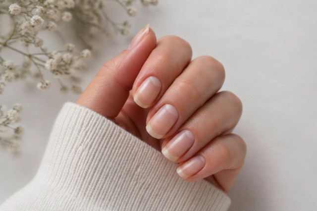 Ногти без покрытия: как за ними ухаживать, и что стоит за трендом, рассказала мастер из ХМАО