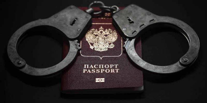 Рецидивистка в ХМАО обчистила пожилого поклонника пока он спал