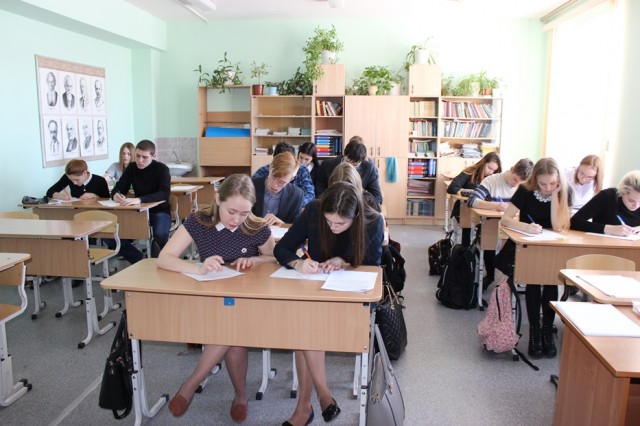Школьник из Фёдоровского сделал заявку на победу в конкурсе «Лучший урок письма»