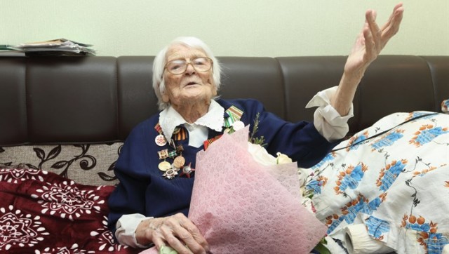 В Томске ветеран войны Нина Киселёва отметила 102-летие