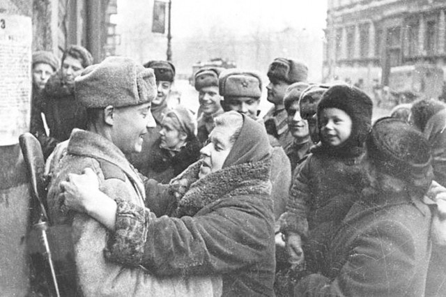 «Я помню вкус блокадного хлеба». 27 января - юбилей снятия блокады Ленинграда