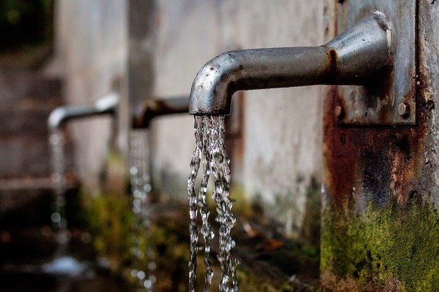 На 18 улицах Томска отключат холодную воду