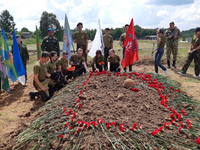 Воспитанники военно-патриотических клубов из Сургутского района посетят Волгоград