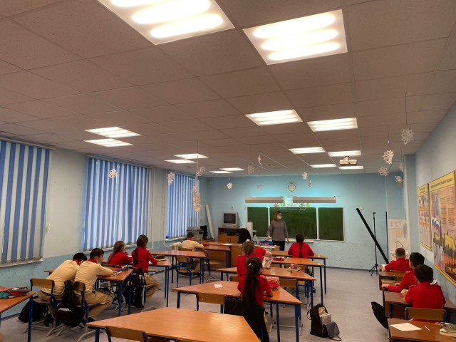 В Белоярской школе № 1 установят более двух тысяч энергосберегающих светильников