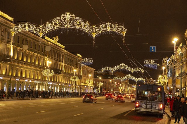 ​Новогоднюю иллюминацию включат на томских улицах в середине декабря