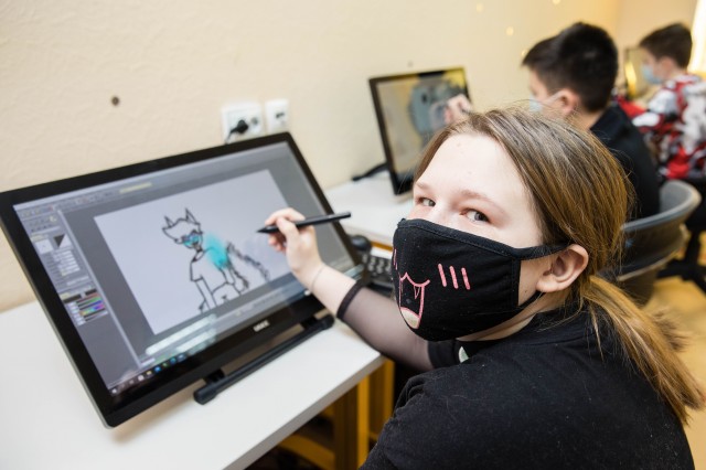 ​В Белоярском технопарке учатся оживлять рисунки