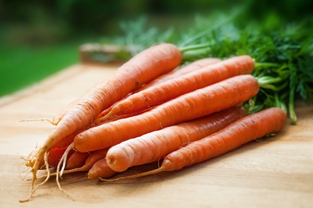 Три дня в Липецке можно купить морковь по 35 рублей за килограмм