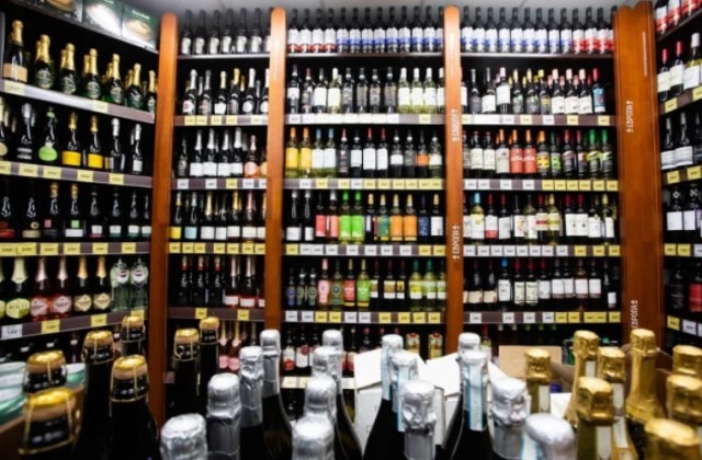 В России предрекли резкий рост цен на вино до 35%